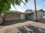 10_Exterior_Garage